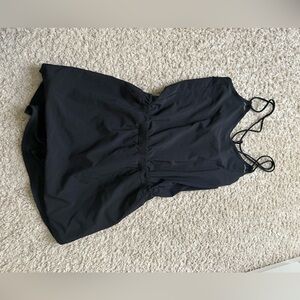 Lululemon Black Strappy Workout Romper – Size 10